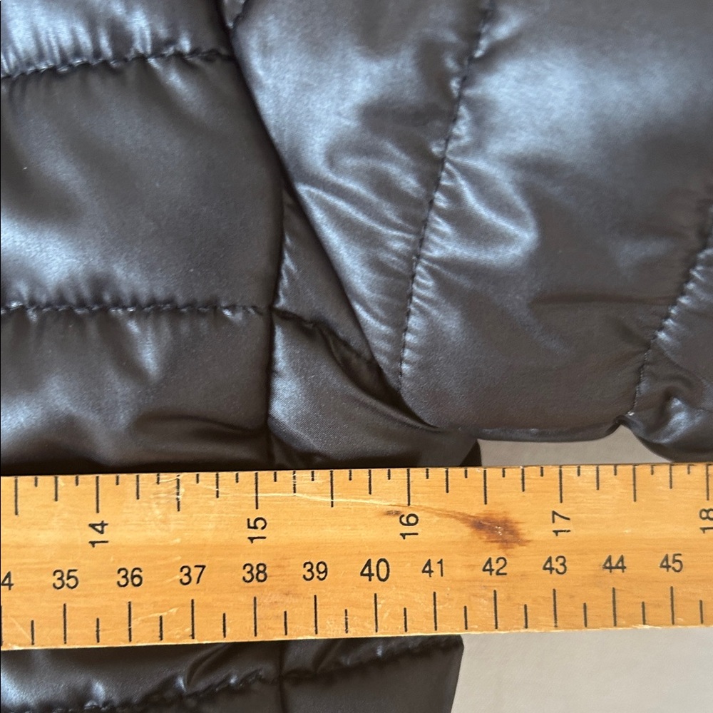 Kate Spade Black and Cream Puffer Jacket S - Picture 9 of 14